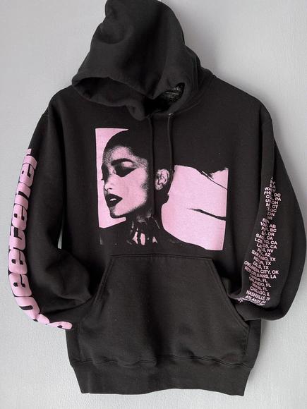 Ariana Grande Sweetener Tour Hoodie Concert Pink Sweatshirt Women’s Medium Tight - Picture 5 of 8